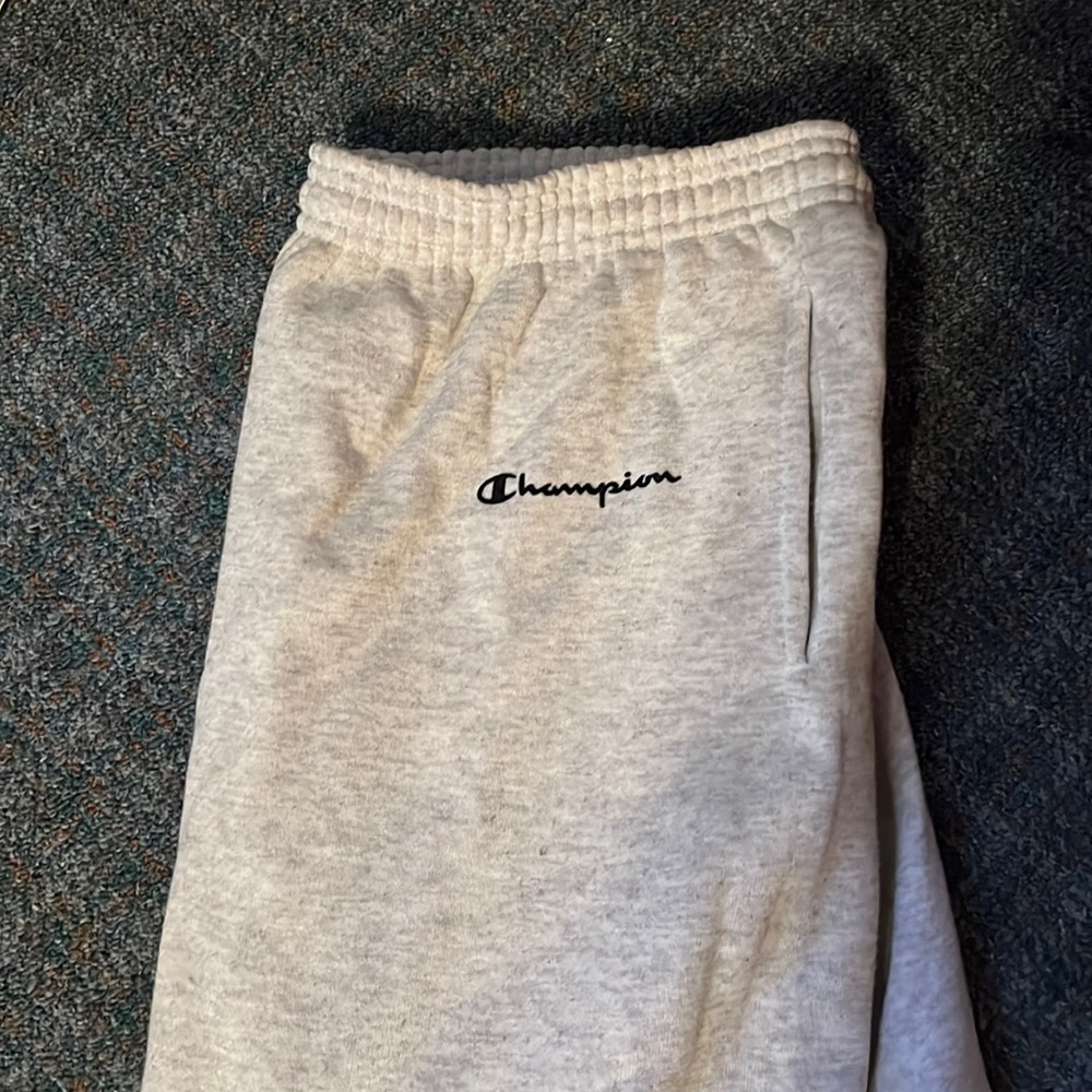 Mens XL gray champion sweatpants in new condition